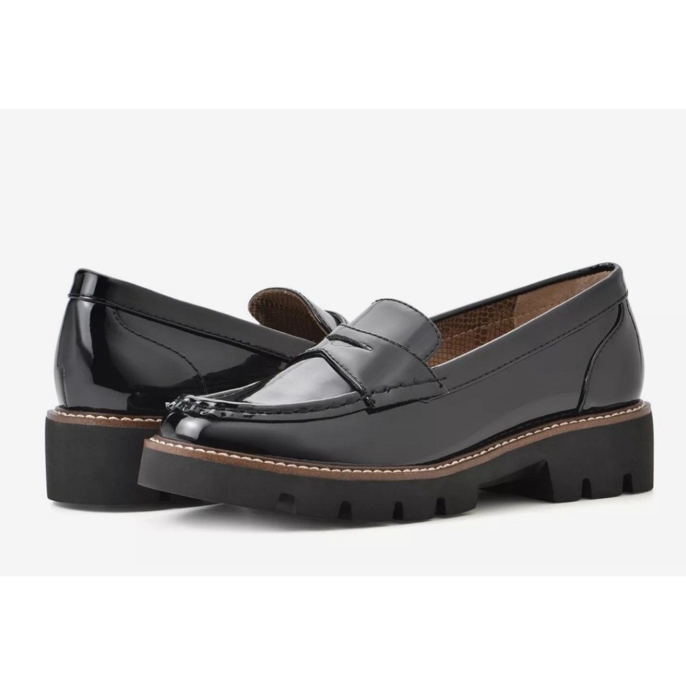 White Mountain Gunner Black Patent Lug Sole‎ Penny Loafers womens Size 6.5M